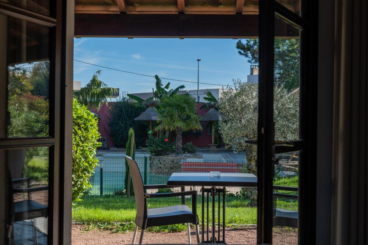 Hotel Village Motel Tournus Exterior foto