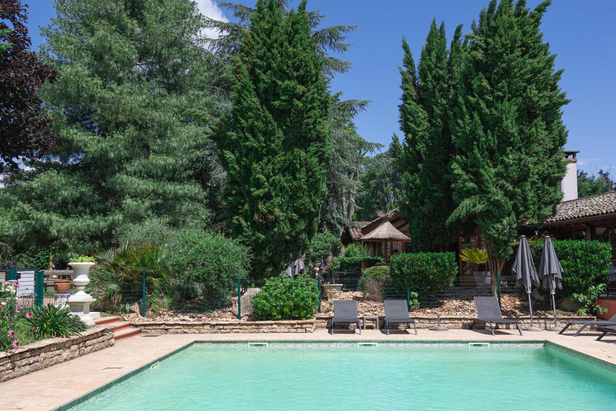 Hotel Village Motel Tournus Exterior foto
